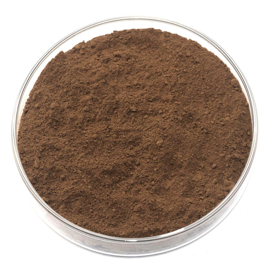 Raw Umber pigment, a warm, earthy brown with excellent opacity and lightfastness. Ideal for oil, watercolor, and tempera painting, offering smooth application and rich, natural tones. Historically used for fine art, restoration, and traditional painting techniques. Finely ground for professional-quality results. Available in various sizes.