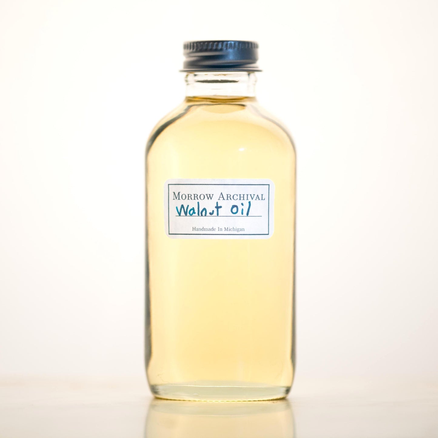Cold Pressed Pale Walnut Oil Medium